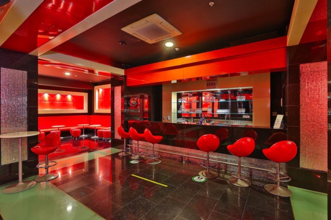 Bar