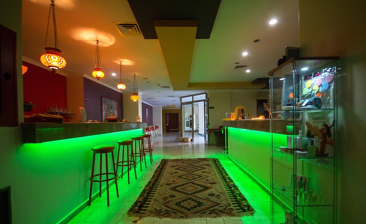 Bar